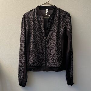 lululemon sport jacket Black and Gray Patterned Zip-Up Jacket